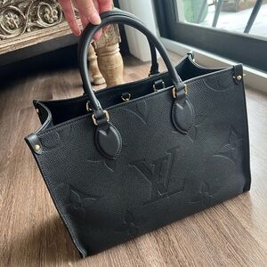 Louis Vuitton On The Go MM